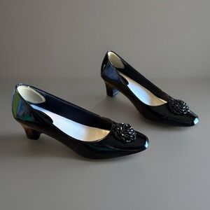 Torta Caliente Kitten Heel  Women Size 9 Shoes Black Patent Comfort Pumps